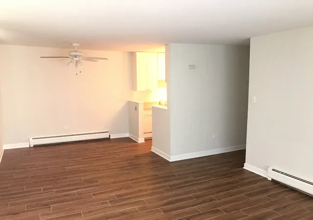 Photo 4 of Condominium at 869 Trace Dr #201, Buffalo Grove, IL 60089 | MLS# 12198954 | | Sold on 2025-02-27