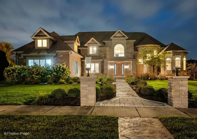 Photo 3 of Mansion for sale at 39w562 Henry David Thoreau Pl, Saint Charles, IL 60175 | MLS# 12199064 | Listing updated on 2024-12-08