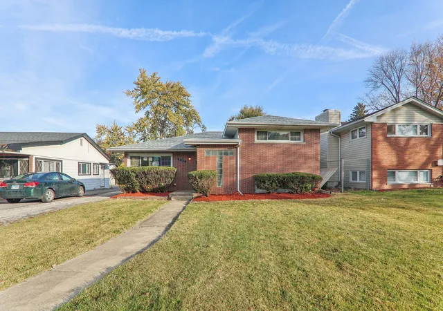 Photo 1 of Single family home for sale at 3120 173rd Street, Hazel Crest, IL 60429 | MLS# 12199713 | Listing updated on 2024-12-09