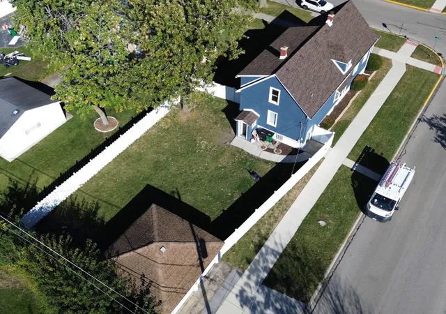 Photo 3 of Single family home for sale at 2250 S 20th Avenue, Broadview, IL 60155 | MLS# 12199780 | Listing updated on 2024-12-07