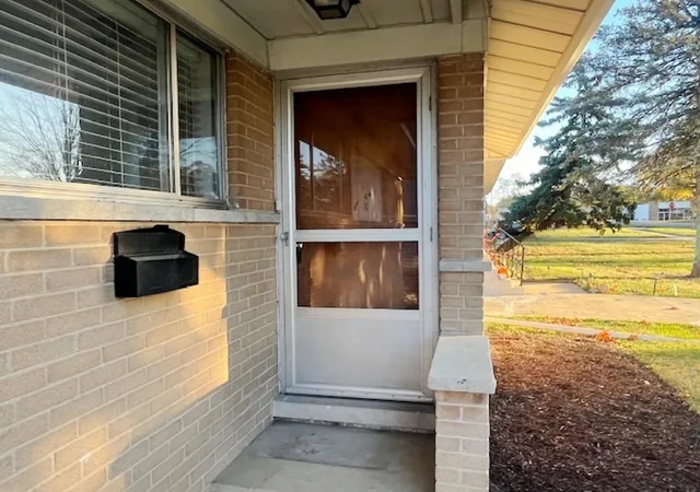 Photo 3 of Sale Pending at 23 N 2nd Ave, Villa Park, IL 60181 | MLS# 12199917 | Listing updated on 2024-12-10