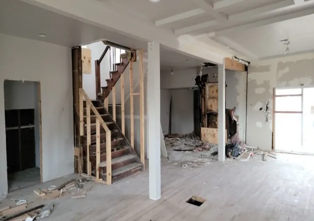 Photo 3 of Single family home for sale at 2018 E 73rd Street, Chicago, IL 60649 | MLS# 12201127 | Listing updated on 2024-12-07