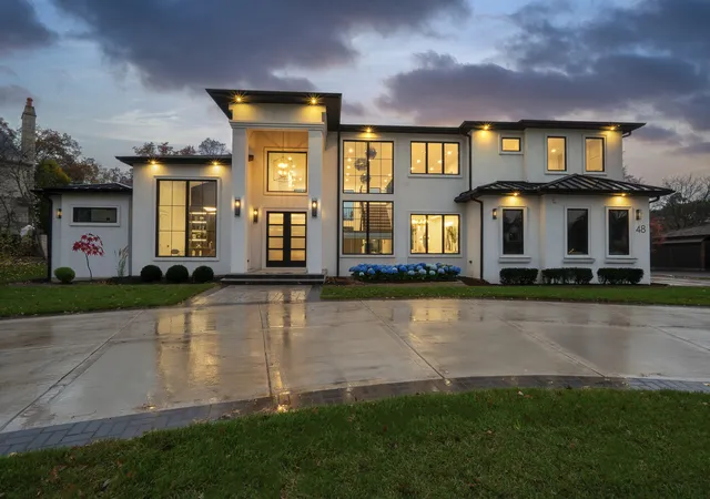 Photo 2 of Single family home for sale at 48 Baybrook Ln, Oak Brook, IL 60523 | MLS# 12202643 | Listing updated on 2024-12-06