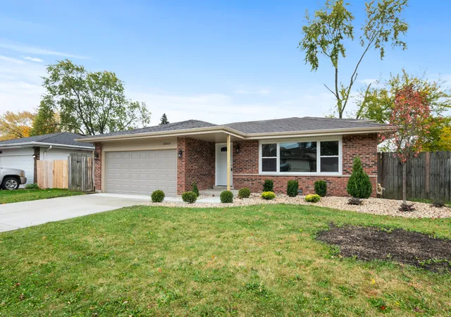 Photo 2 of Single family home for sale at 18004 66th Ave, Tinley Park, IL 60477 | MLS# 12204490 | Listing updated on 2024-12-09