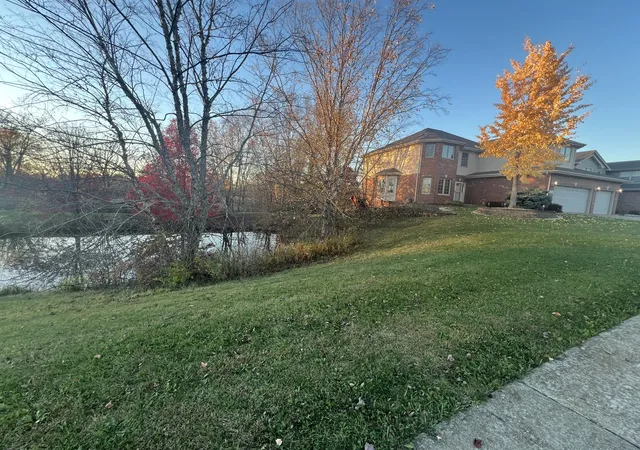 Photo 3 of Single family home for sale at 20766 S 82nd Avenue, Frankfort, IL 60423 | MLS# 12205758 | Listing updated on 2024-12-11