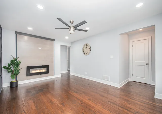 Photo 3 of Single family home for sale at 2211 W 81st Place, Chicago, IL 60620 | MLS# 12206333 | Listing updated on 2024-12-09