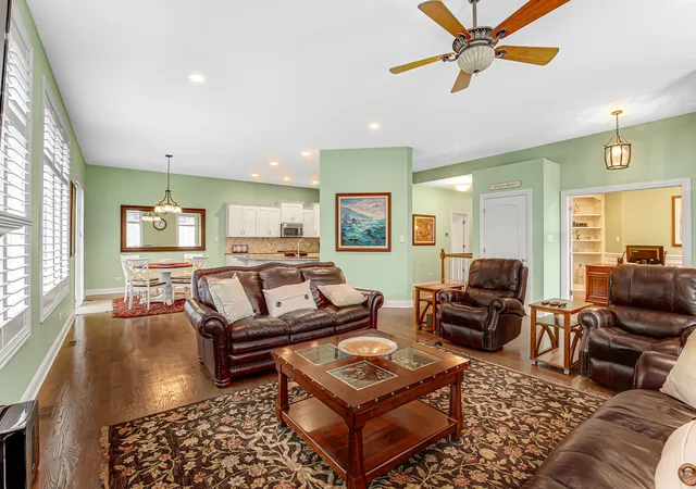 Photo 4 of Townhouse for sale at 11877 Tower Brg Dr, Mokena, IL 60448 | MLS# 12207431 | Listing updated on 2024-12-10