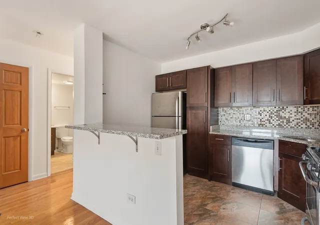 Listing Photo 5 - Condo for sale in building located at 2030 W 111Th St, Chicago, IL 60643 - Unit #508