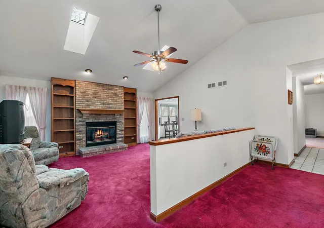Photo 3 of Single family home for sale at (Undisclosed), Elgin, IL 60124 | MLS# 12210674 | Listing updated on 2024-12-09
