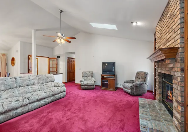 Photo 4 of Single family home for sale at (Undisclosed), Elgin, IL 60124 | MLS# 12210674 | Listing updated on 2024-12-09