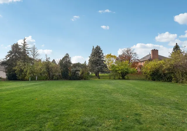 Photo 10 of Single family home for sale at 14106 S Golden Oak Dr, Homer Glen, IL 60491 | MLS# 12210841 | Listing updated on 2024-12-10