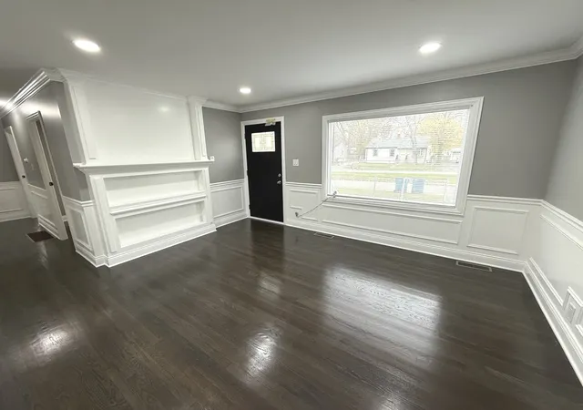 Photo 3 of Single Family Residence at 2118 223rd Street, Sauk Village, IL 60411 | MLS# 12211242 | | Sold on 2025-01-08