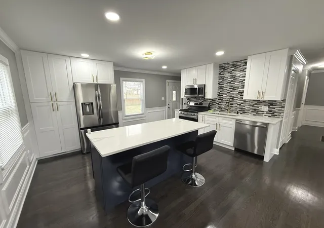 Photo 4 of Single Family Residence at 2118 223rd Street, Sauk Village, IL 60411 | MLS# 12211242 | | Sold on 2025-01-08