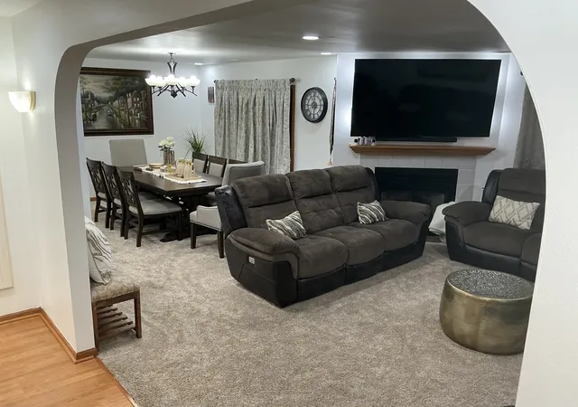 Photo 3 of Condo for sale at 7821 W 157th Place #2E, Orland Park, IL 60462 | MLS# 12211713 | Listing updated on 2024-12-08