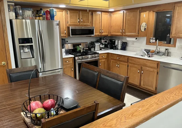 Listing Photo 5 - Condo for sale in building located at 7821 W 157Th Pl, Orland Park, IL 60462 - Unit #2E