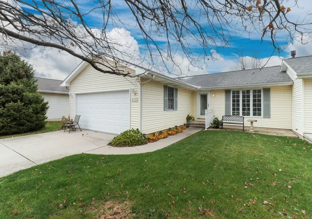 Photo 32 of Townhouse for sale at 1717 Sunrise Point, Normal, IL 61761 | MLS# 12212256 | Listing updated on 2024-12-10