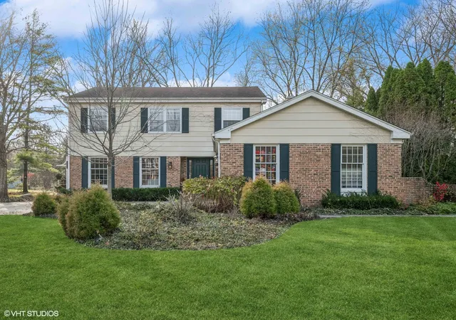 Photo 1 of Single family home for sale at 1336 S West Frk Dr, Lake Forest, IL 60045 | MLS# 12212455 | Listing updated on 2024-12-08