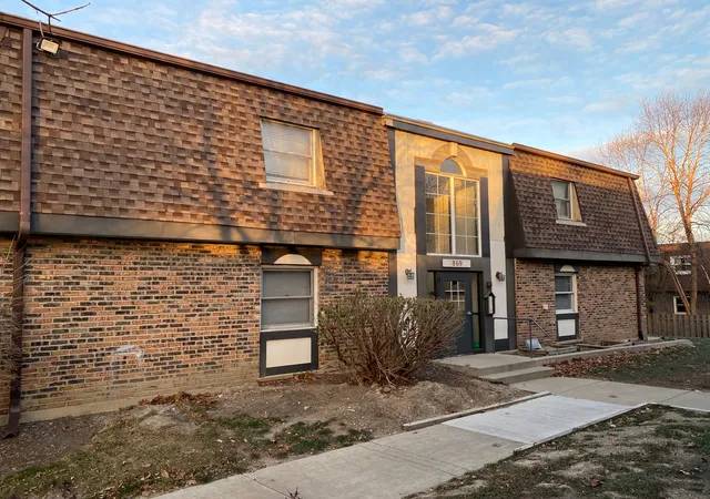 Photo 1 of Condo for sale at 869 Trace Dr #101, Buffalo Grove, IL 60089 | MLS# 12212669 | Listing updated on 2024-12-10