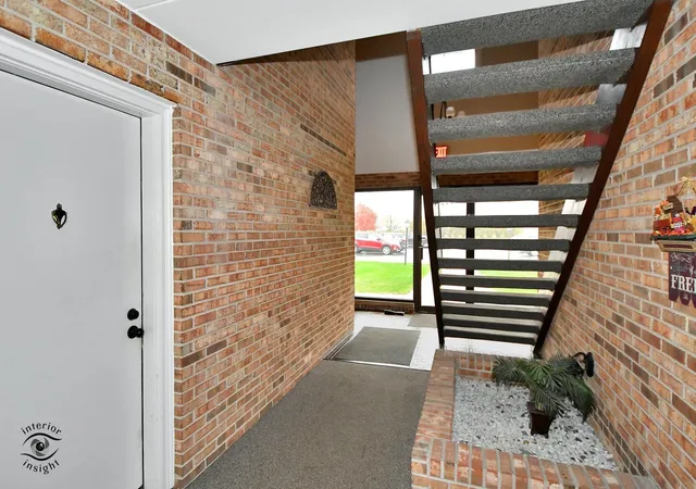 Photo 2 of Condo for sale at 8924 W 140th St #102, Orland Park, IL 60462 | MLS# 12212866 | Listing updated on 2024-12-08