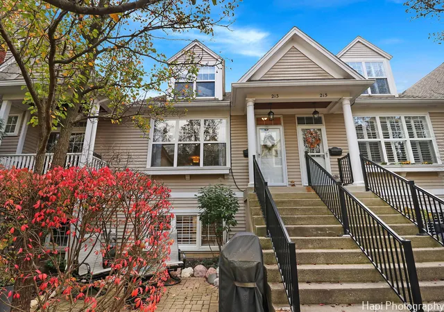 Photo 2 of Townhouse for sale at 213 5th Street, Libertyville, IL 60048 | MLS# 12213698 | Listing updated on 2024-12-06