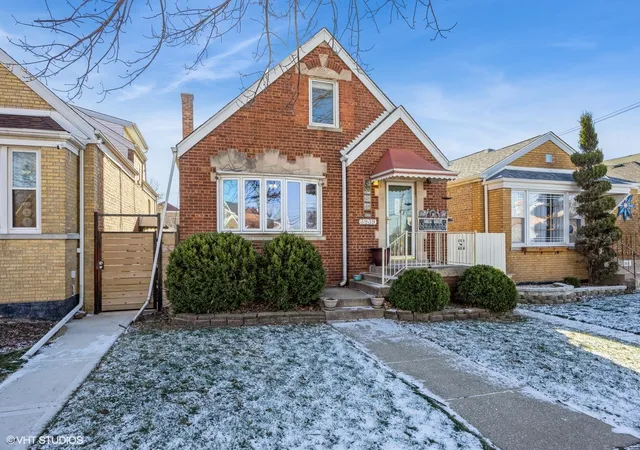 Photo 1 of Single family home for sale at 3939 W 69th Place, Chicago, IL 60629 | MLS# 12216518 | Listing updated on 2024-12-10