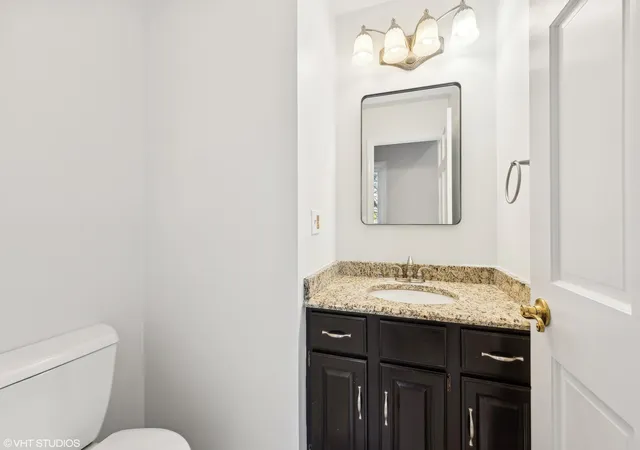 Photo 3 of Single family home for sale at 1415 Spring Hl Dr, Algonquin, IL 60102 | MLS# 12218531 | Listing updated on 2024-12-09