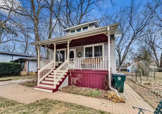 Photo 2 of Single family home for sale at 26w136 Jewell Rd, Wheaton, IL 60187 | MLS# 12218746 | Listing updated on 2024-12-07