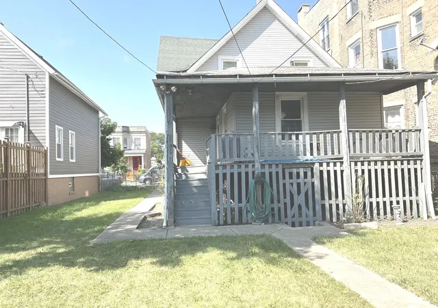 Photo 2 of Single family home for sale at 7020 W 75th Street, Chicago, IL 60638 | MLS# 12219931 | Listing updated on 2024-12-06