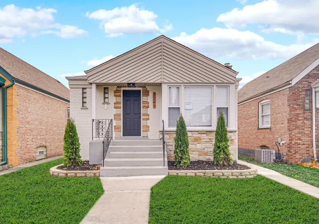 Photo 1 of Single family home for sale at 3245 W 83rd Pl, Chicago, IL 60652 | MLS# 12220184 | Listing updated on 2024-12-09