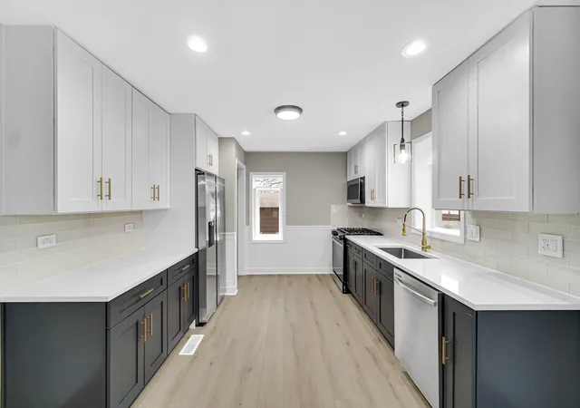Photo 3 of Single family home for sale at 3245 W 83rd Pl, Chicago, IL 60652 | MLS# 12220184 | Listing updated on 2024-12-09