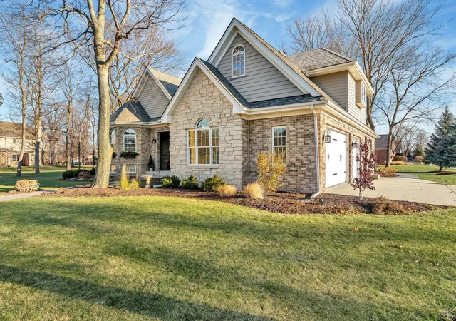 Photo 3 of Single family home for sale at 1013 Wooded Crest Dr, Morris, IL 60450 | MLS# 12220483 | Listing updated on 2024-12-10