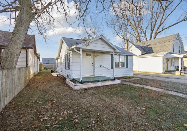 Photo 2 of Sale Pending at 408 W 4th Street, Byron, IL 61010 | MLS# 12221029 | Listing updated on 2024-12-08