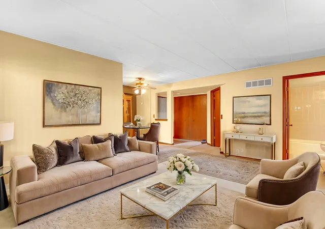 Photo 4 of Condominium at 6750 180th Street #1W, Tinley Park, IL 60477 | MLS# 12221866 |  | Sold on 2025-03-12