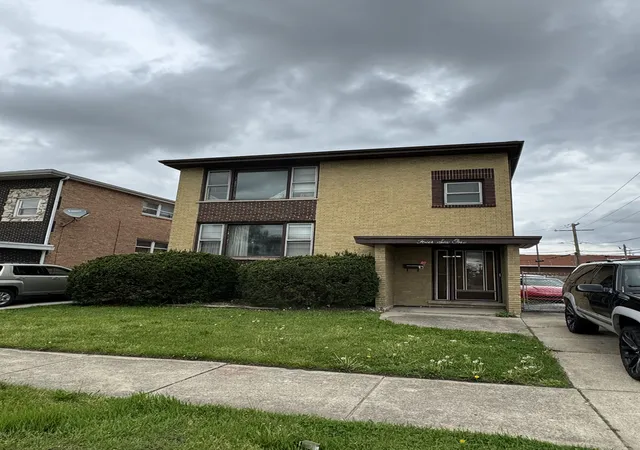 1st image of 461 Madison Ave, Calumet, IL 60409 | MLS# 12222240