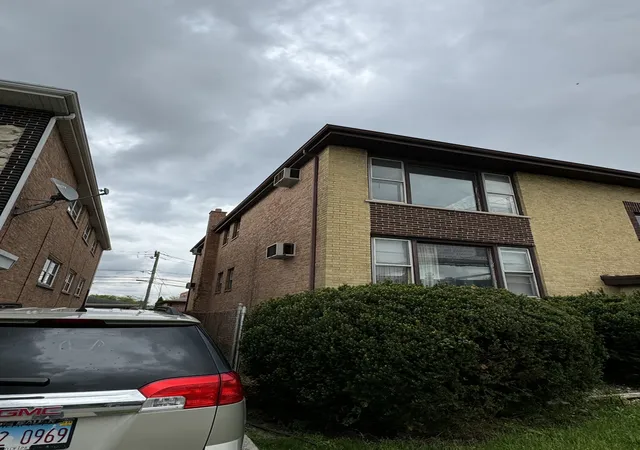 2nd image of 461 Madison Ave, Calumet, IL 60409 | MLS# 12222240