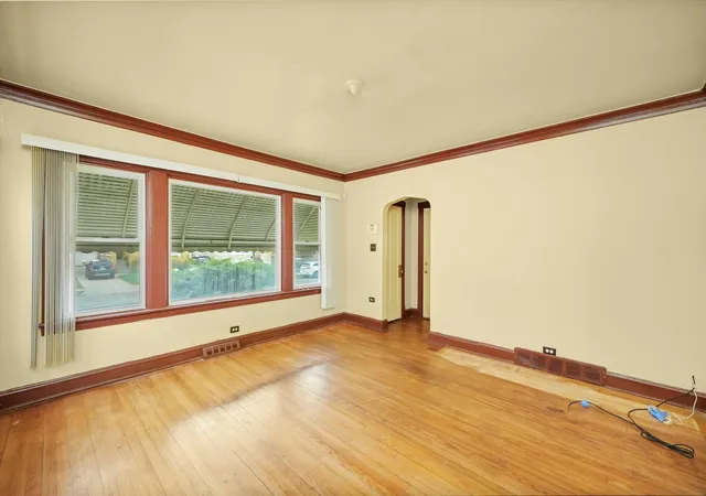 Photo 3 of Single family home for sale at 615 S 21st Avenue, Maywood, IL 60153 | MLS# 12222293 | Listing updated on 2024-12-10