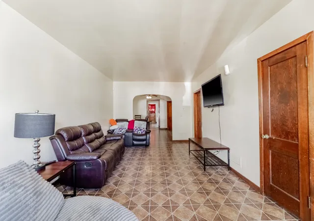 Photo 3 of Single family home for sale at 292 W 15th Place, Chicago Heights, IL 60411 | MLS# 12222346 | Listing updated on 2024-12-06