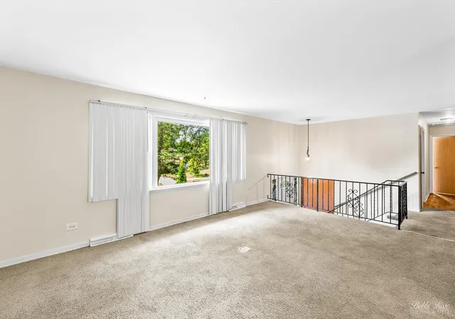 5th image of 1914 Irving Pkwy, Waukegan, IL 60087 | MLS# 12223317