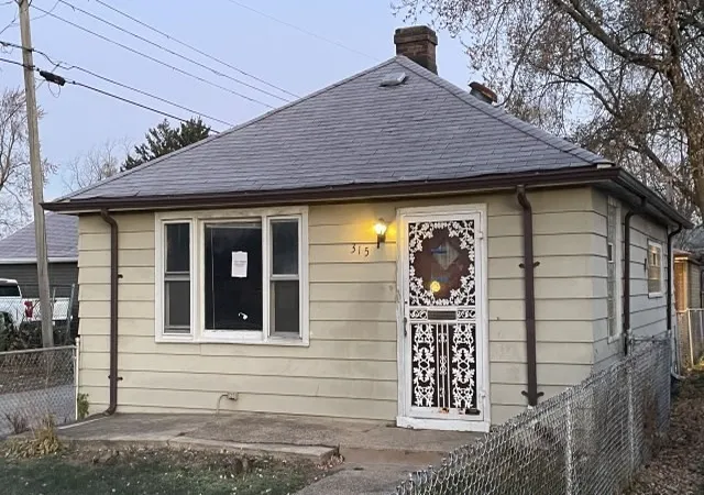 Photo 2 of Townhouse for sale at 8812 W 83rd Place, Justice, IL 60458 | MLS# 12223330 | Listing updated on 2024-12-09