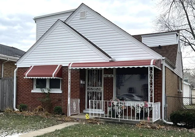 Photo 2 of Single family home for sale at 36 S 46th Avenue, Bellwood, IL 60104 | MLS# 12223486 | Listing updated on 2024-12-10