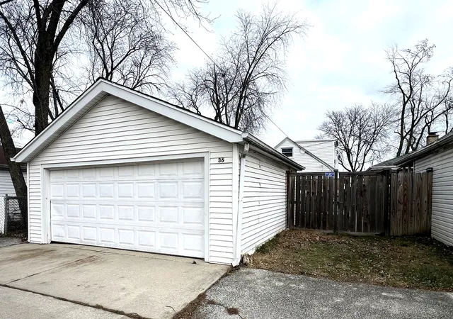 Photo 3 of Single family home for sale at 36 S 46th Avenue, Bellwood, IL 60104 | MLS# 12223486 | Listing updated on 2024-12-10