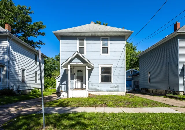 Photo 1 of Single family home for sale at 1169 23rd Street, Moline, IL 61265 | MLS# 100000101 | Listing updated on 2026-10-21