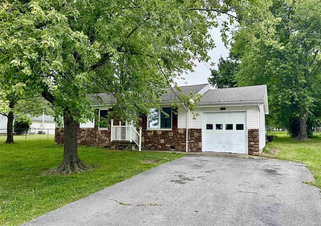 1st image of 21773 Illinois Ave, Thompsonville, IL 62890 | MLS# 100539003