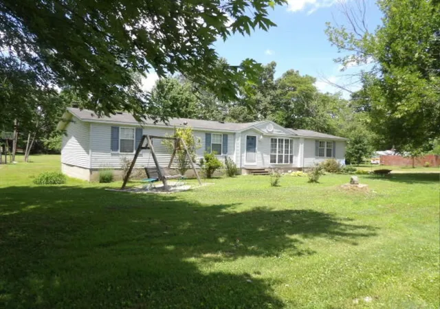 1st image of 1117 Cannon Ln, Harrisburg, IL 62946 | MLS# 100539027