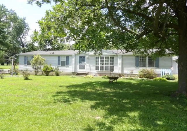 2nd image of 1117 Cannon Ln, Harrisburg, IL 62946 | MLS# 100539027