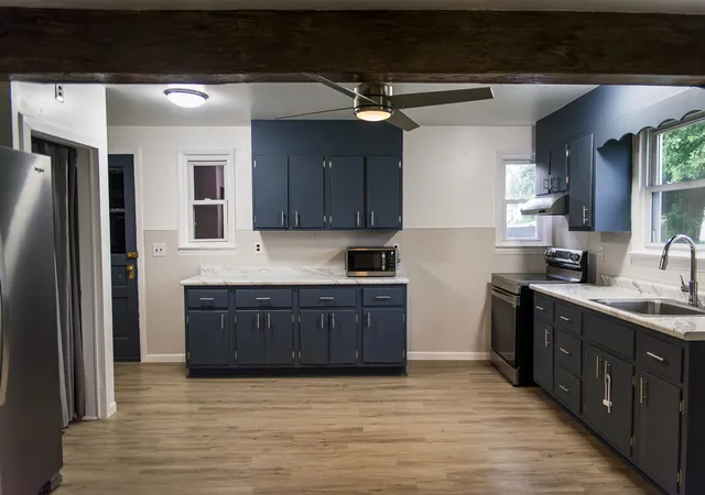 Photo 4 of Single family home for sale at 106 E Washington St, Mendon, IL 62351 | MLS# 100539033 | Listing updated on 2026-09-20