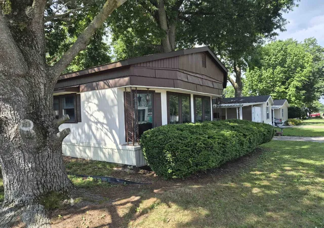 21st image of 2220 Sunny Ln, Quincy, IL 62305 | MLS# 100539036