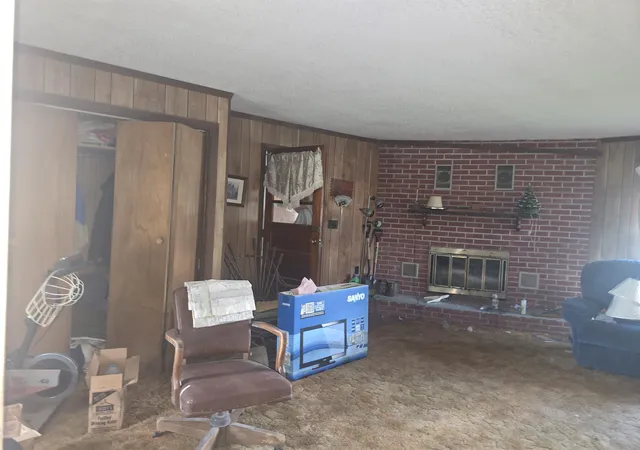 3rd image of 1661 Riverside Dr, Dallas City, IL 62330 | MLS# 100539037