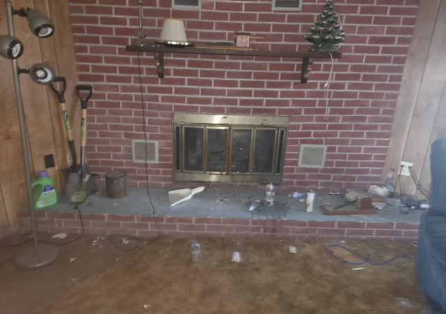 4th image of 1661 Riverside Dr, Dallas City, IL 62330 | MLS# 100539037