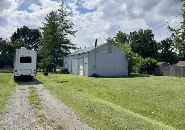 Photo 34 of Single family home for sale at 1402 E Cleveland St, West Frankfort, IL 62896 | MLS# 100539072 | Listing updated on 2026-09-13